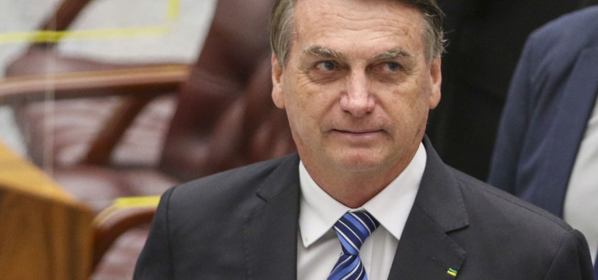 Exército entrega armas de Bolsonaro à PF e informa falta de duas