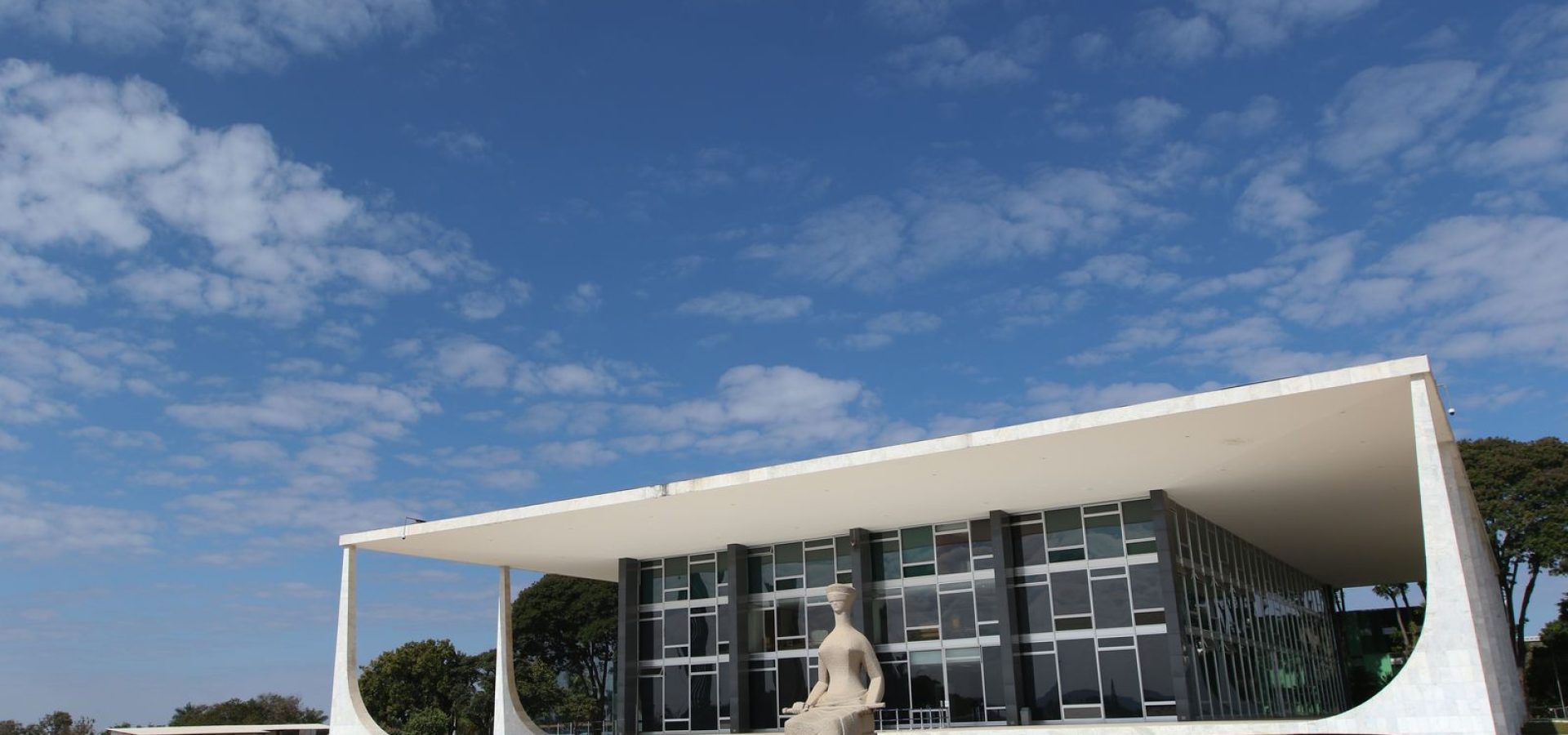 Defesa reforça pedido de manutenção da prisão domiciliar de Bolsonaro