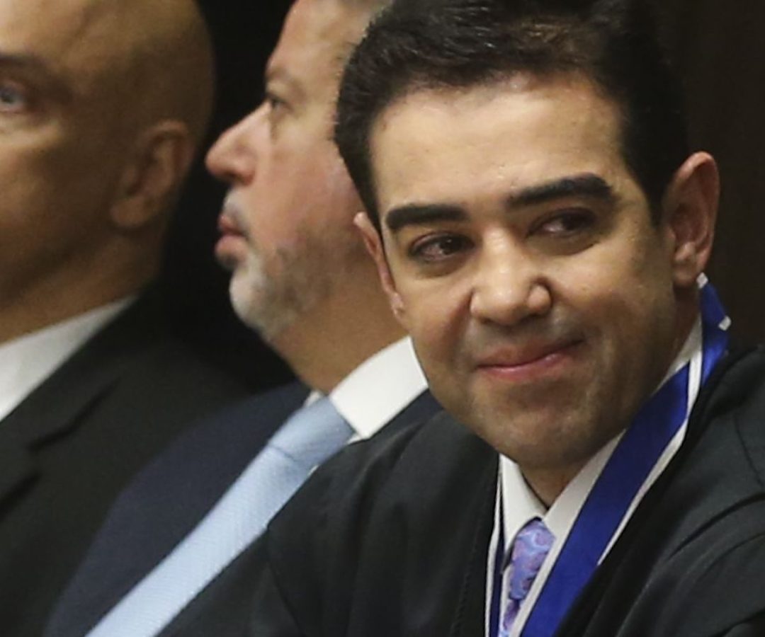 Bruno Dantas renuncia ao cargo de ministro do TCU