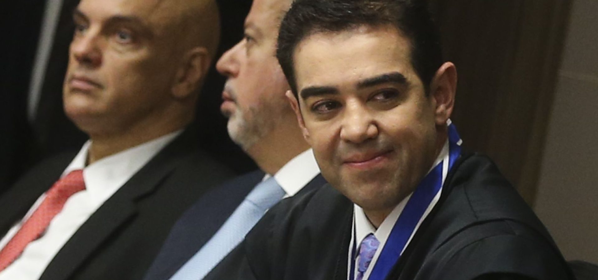 Bruno Dantas renuncia ao cargo de ministro do TCU