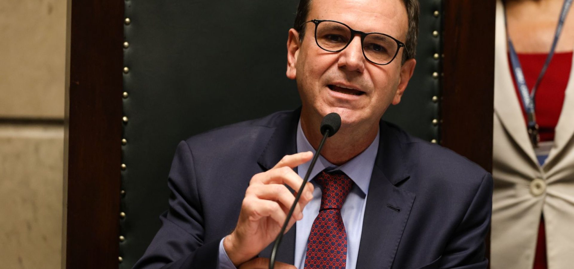Paes recorre ao STF para barrar anulação dos votos de Garotinho